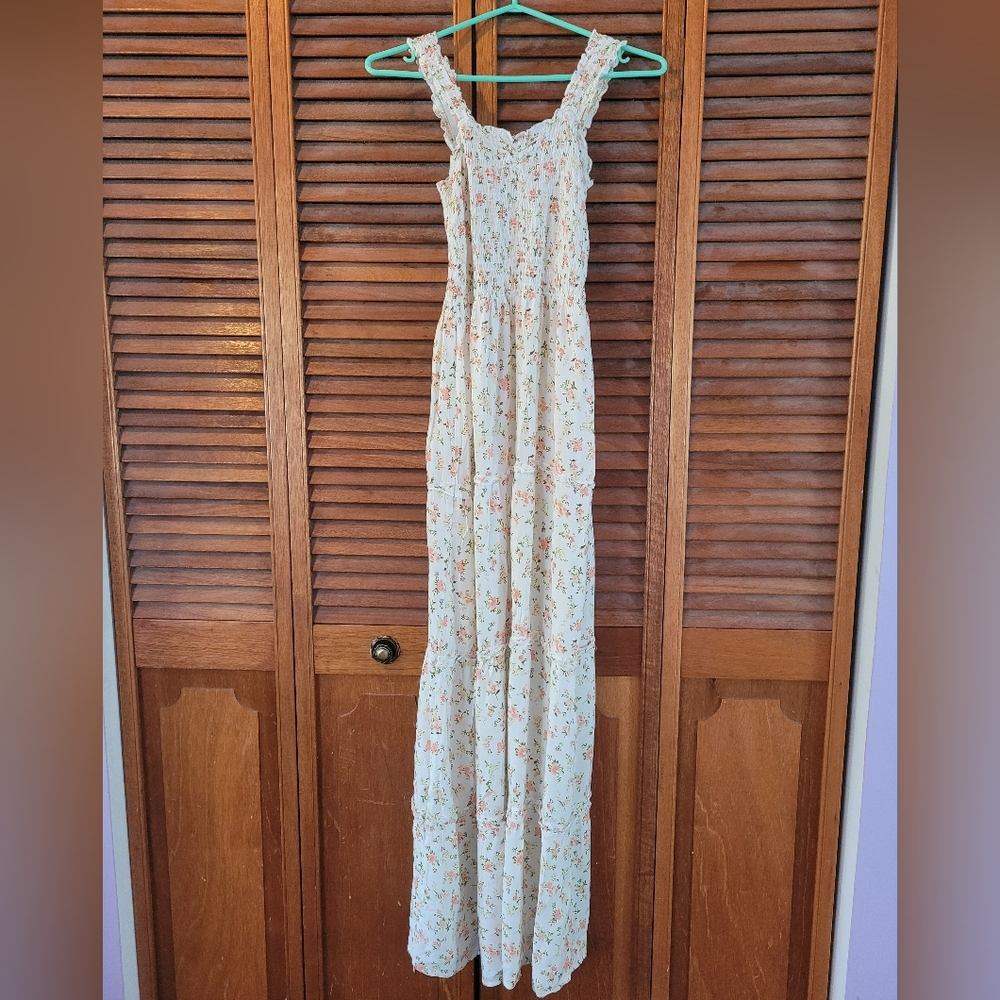 Beautiful and Light Long Floral Dress